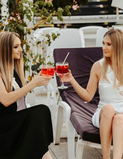 Djevojačke večeri 10